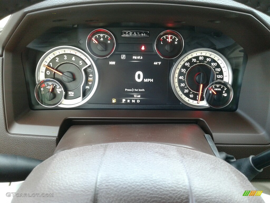 2018 Ram 3500 Laramie Crew Cab 4x4 Dual Rear Wheel Gauges Photo #123939475