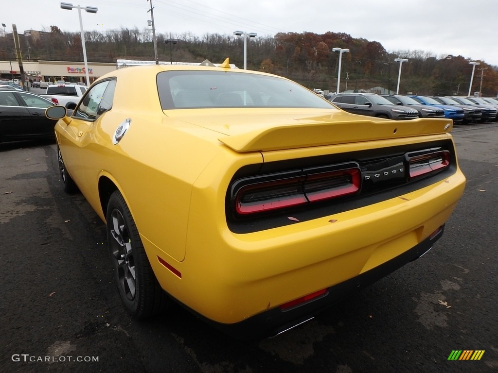 2018 Challenger GT AWD - Yellow Jacket / Black photo #3