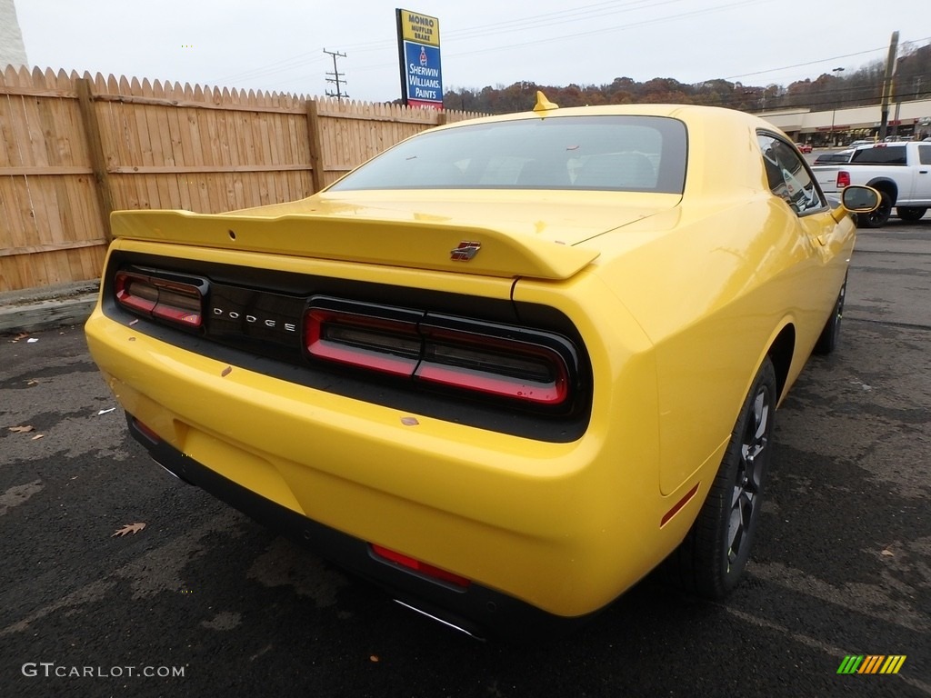 2018 Challenger GT AWD - Yellow Jacket / Black photo #5