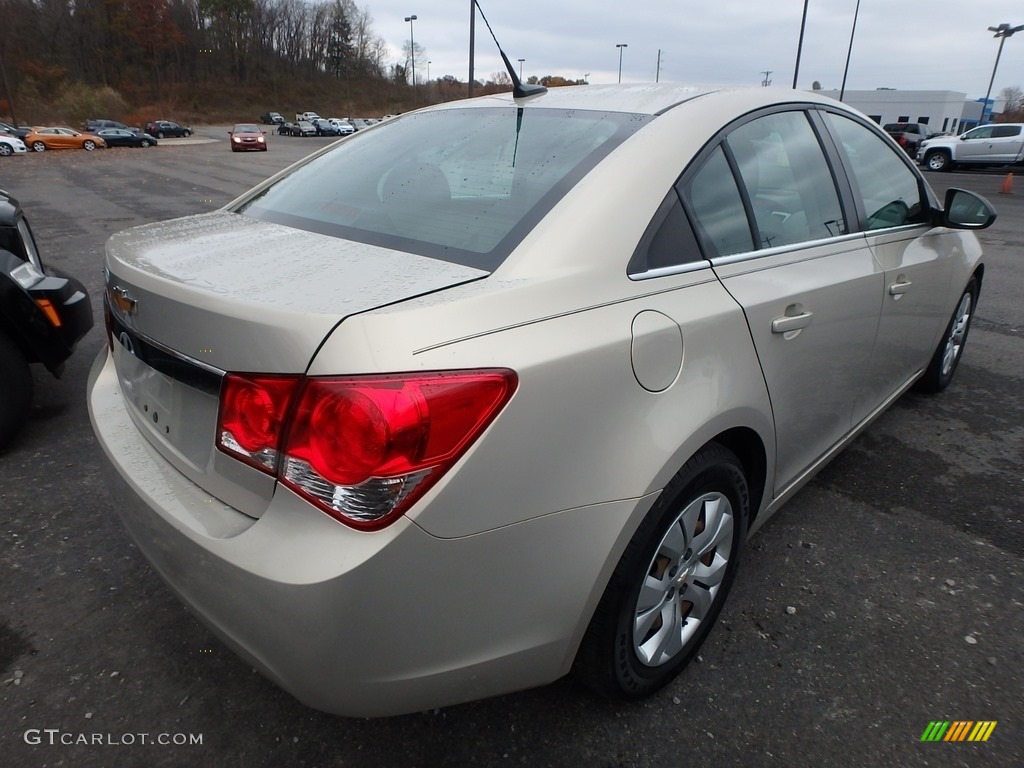 2012 Cruze LS - Gold Mist Metallic / Jet Black/Medium Titanium photo #4
