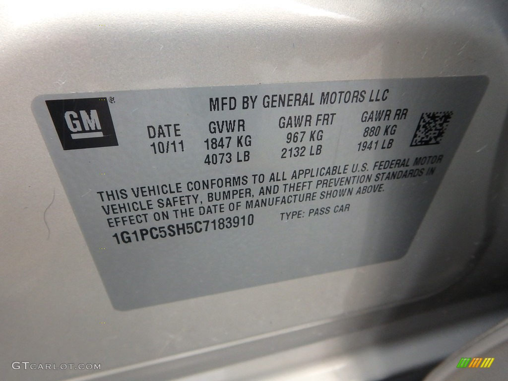 2012 Cruze LS - Gold Mist Metallic / Jet Black/Medium Titanium photo #14