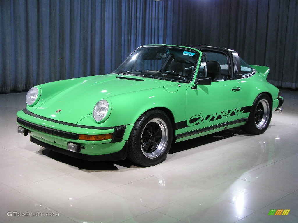 Viper Green Porsche 911