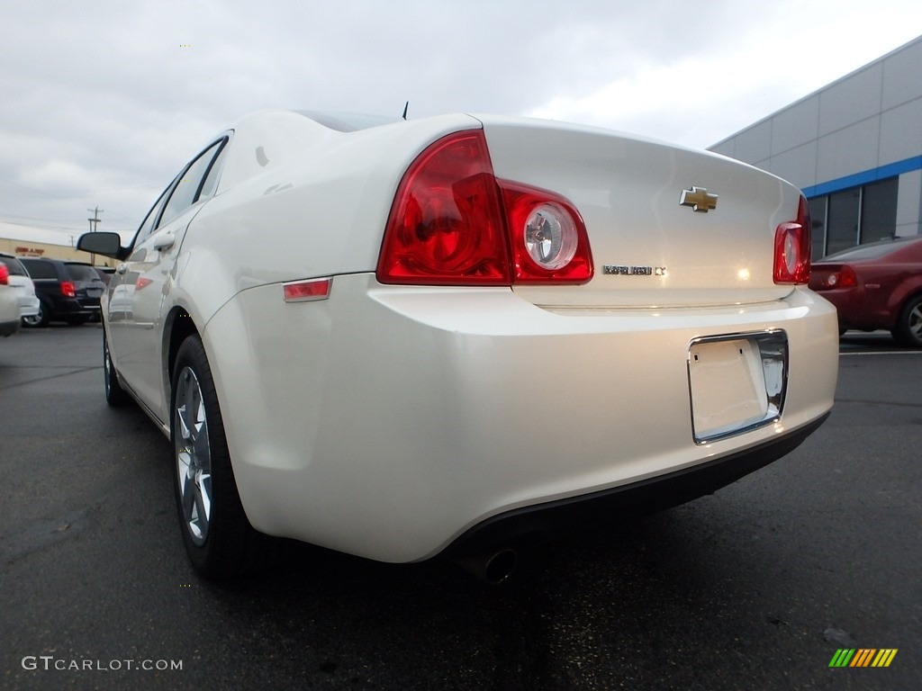 2011 Malibu LT - White Diamond Tricoat / Ebony photo #5