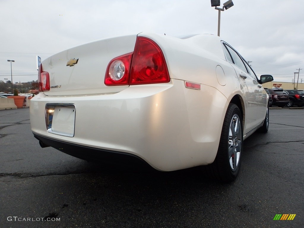 2011 Malibu LT - White Diamond Tricoat / Ebony photo #8