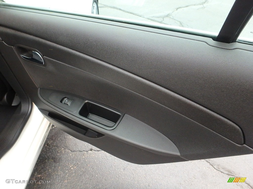 2011 Malibu LT - White Diamond Tricoat / Ebony photo #19