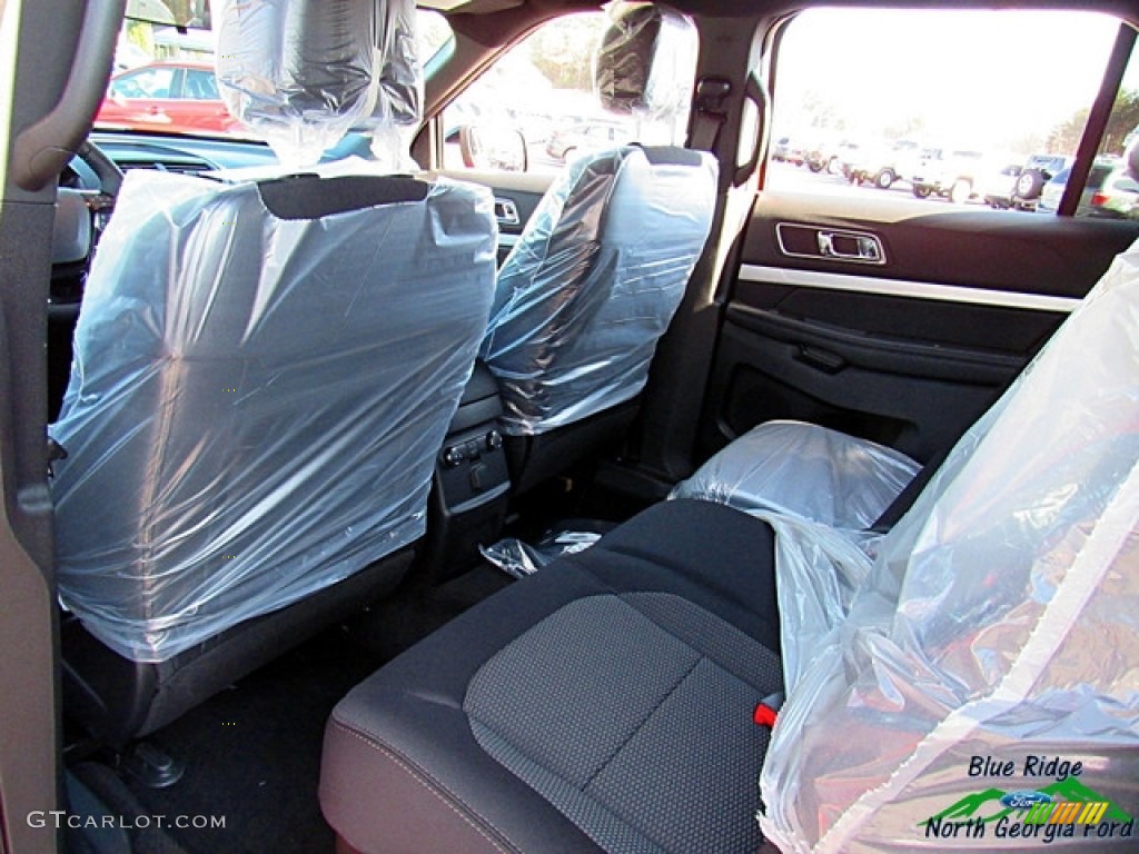 2017 Explorer XLT 4WD - Ruby Red / Ebony Black photo #12