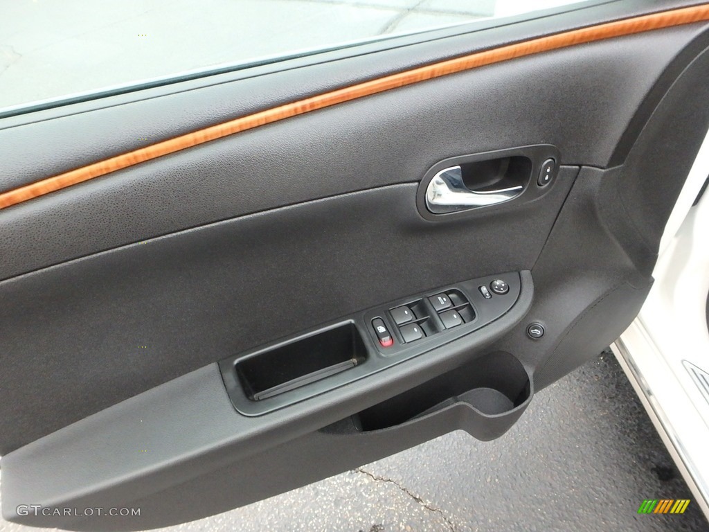 2011 Malibu LT - White Diamond Tricoat / Ebony photo #24