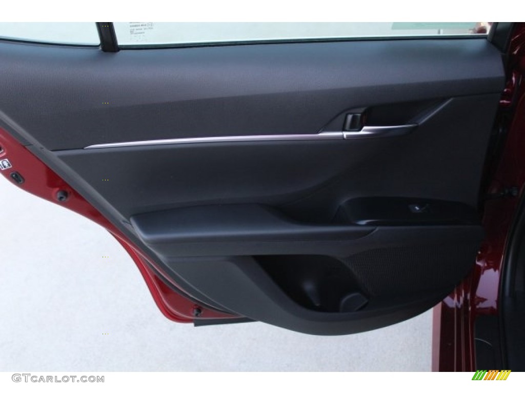 2018 Camry LE - Ruby Flare Pearl / Black photo #20