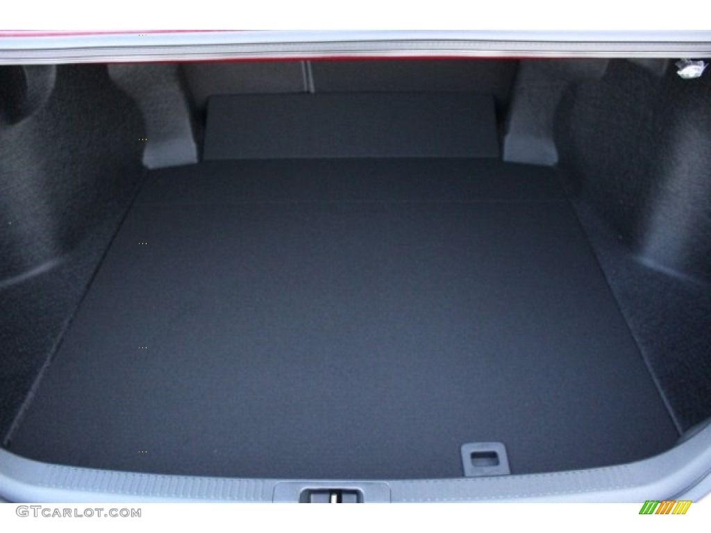 2018 Camry LE - Ruby Flare Pearl / Black photo #24