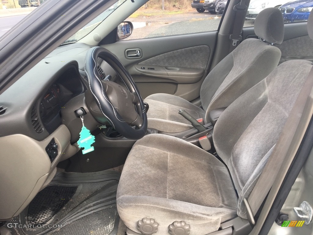 2002 Sentra GXE - Radium Gray / Sand Beige photo #9