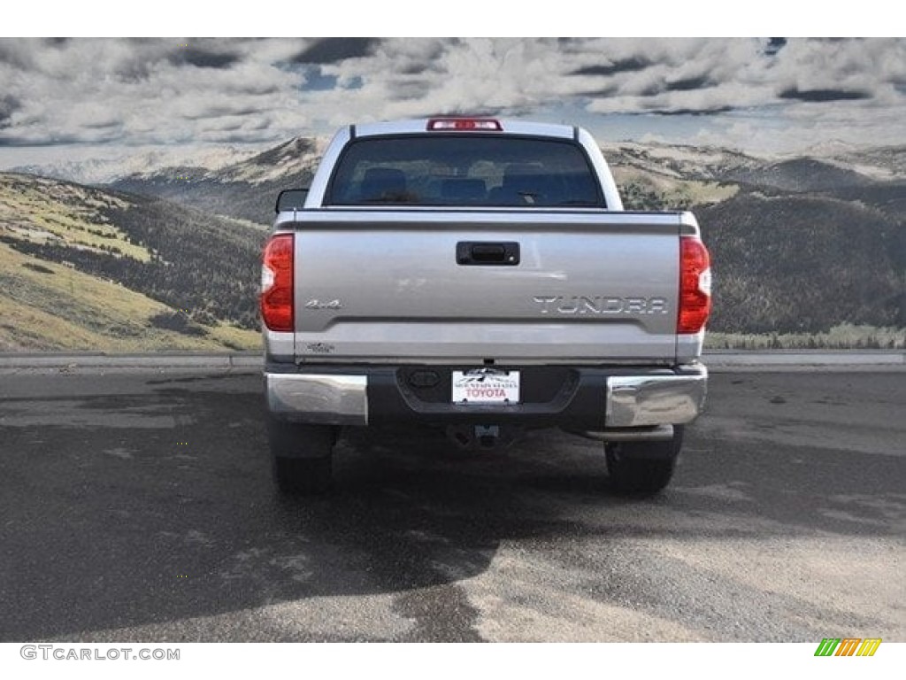 2018 Tundra SR5 CrewMax 4x4 - Silver Sky Metallic / Black photo #4