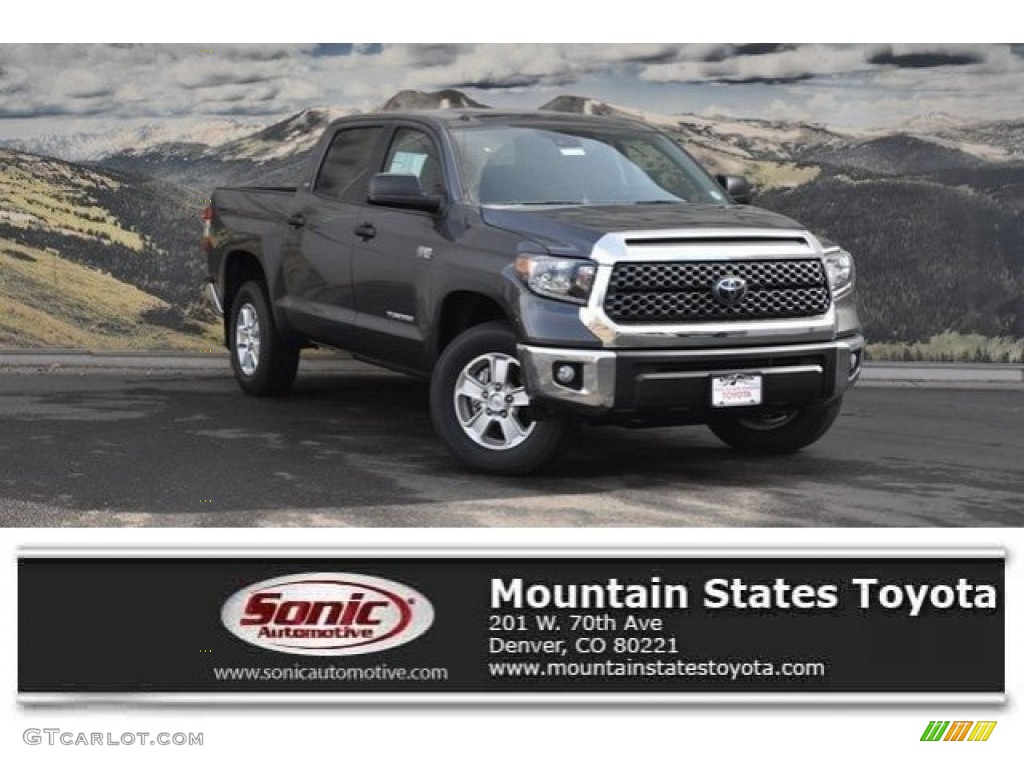 2018 Tundra SR5 CrewMax 4x4 - Magnetic Gray Metallic / Black photo #1