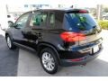 Deep Black Metallic - Tiguan SE Photo No. 6