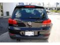 Deep Black Metallic - Tiguan SE Photo No. 8