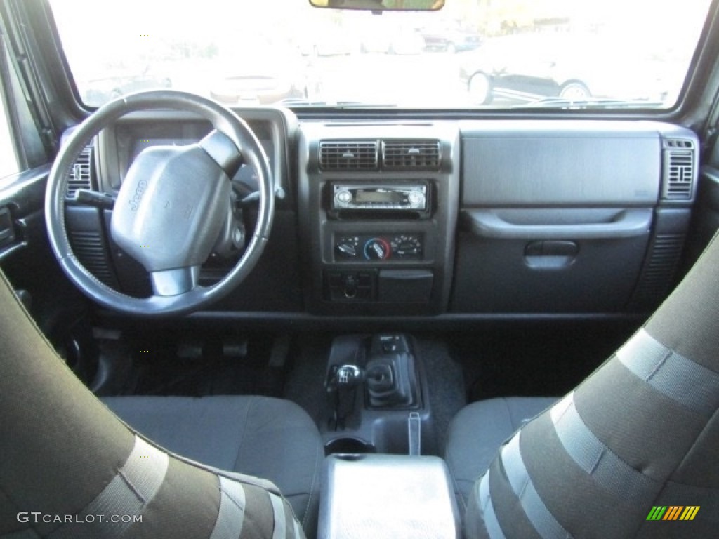 2002 Wrangler X 4x4 - Black / Agate Black photo #14