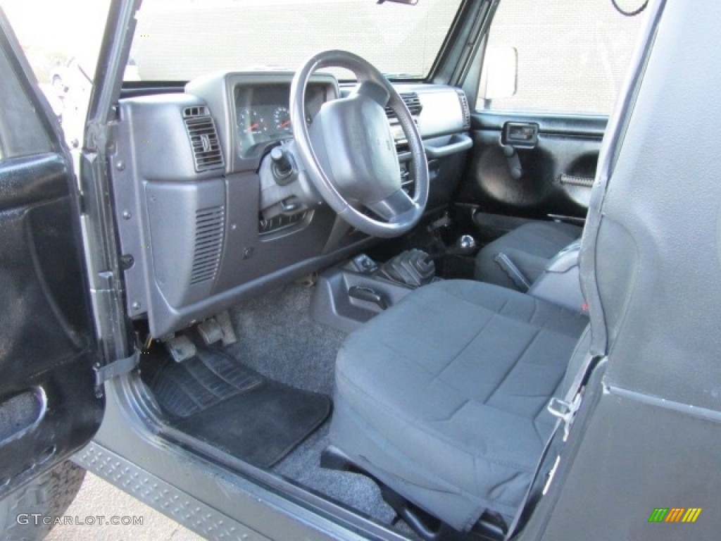 2002 Wrangler X 4x4 - Black / Agate Black photo #18
