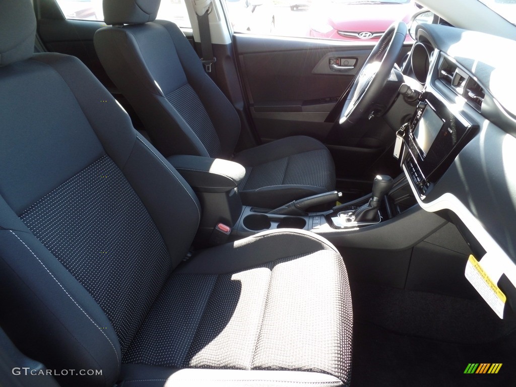 2017 Corolla iM  - Classic Silver Metallic / Black photo #13