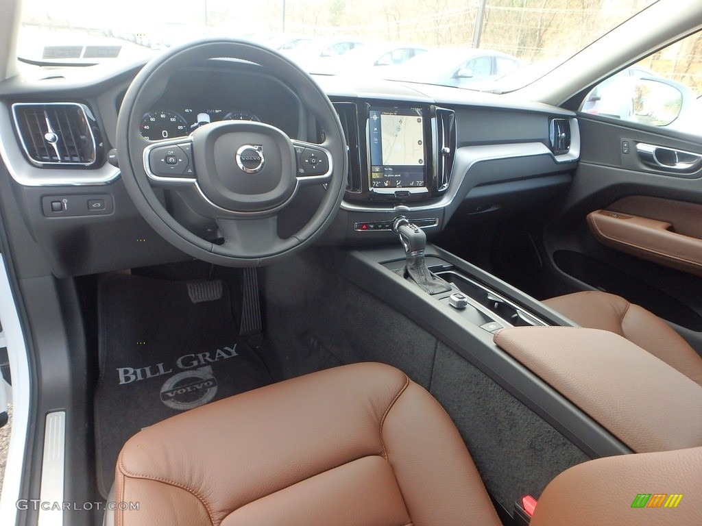Amber Interior 2018 Volvo XC60 T5 AWD Momentum Photo #123952191