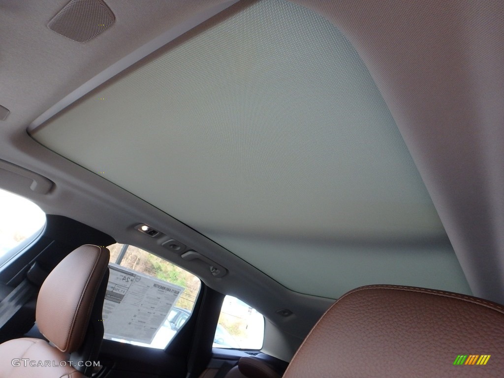 2018 Volvo XC60 T5 AWD Momentum Sunroof Photo #123952269