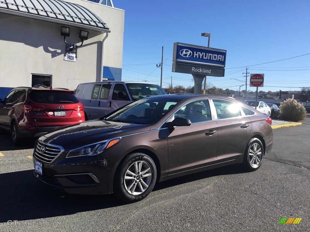 2016 Sonata SE - Dark Truffle / Beige photo #1