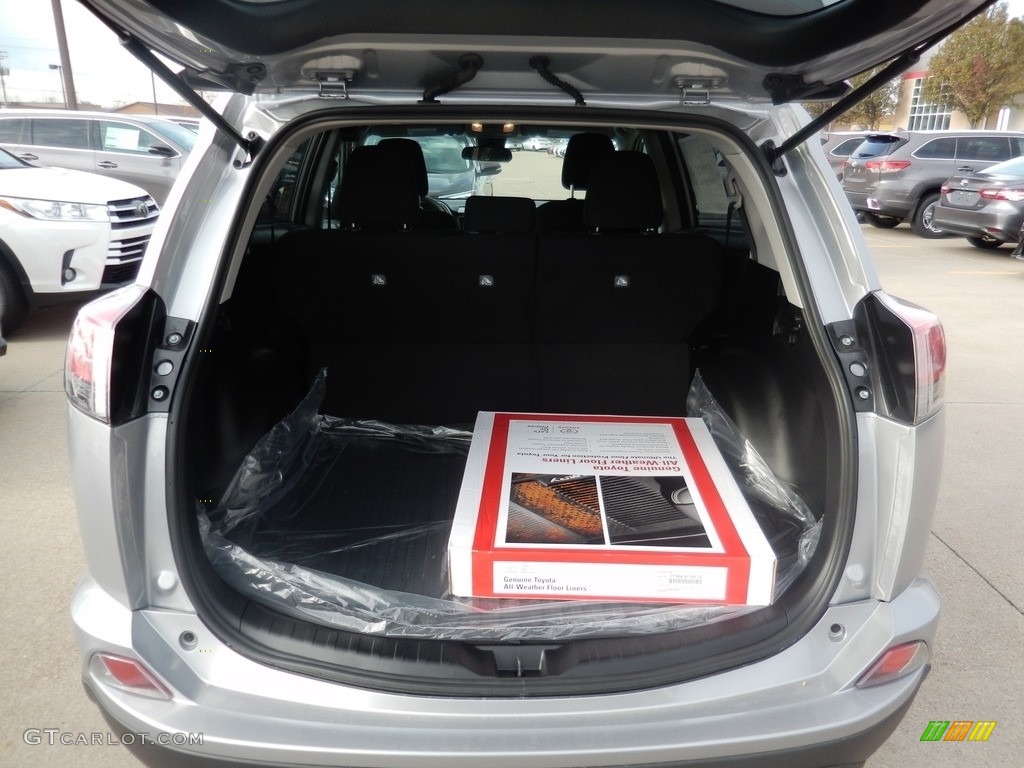 2018 RAV4 LE AWD - Silver Sky Metallic / Black photo #6