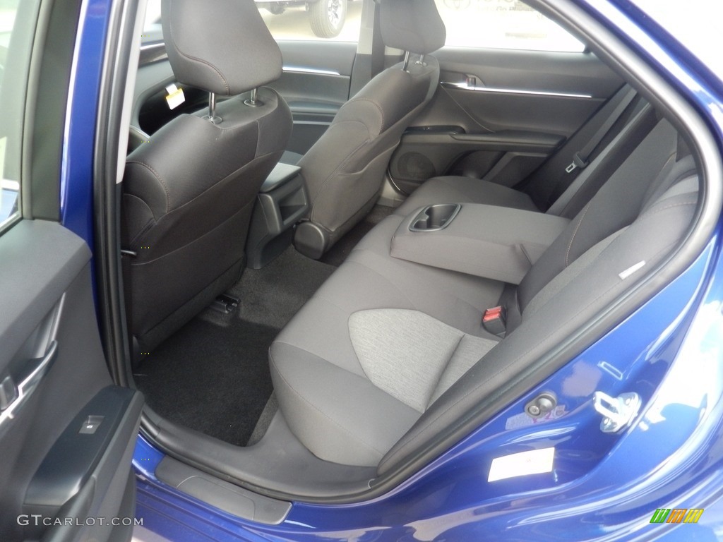 2018 Camry LE - Blue Crush Metallic / Black photo #5