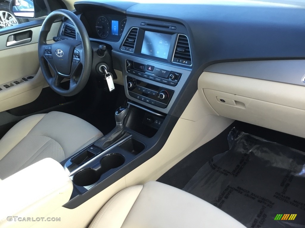 2016 Sonata SE - Dark Truffle / Beige photo #25