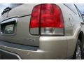 2005 Light French Silk Metallic Lincoln Aviator Luxury AWD  photo #22