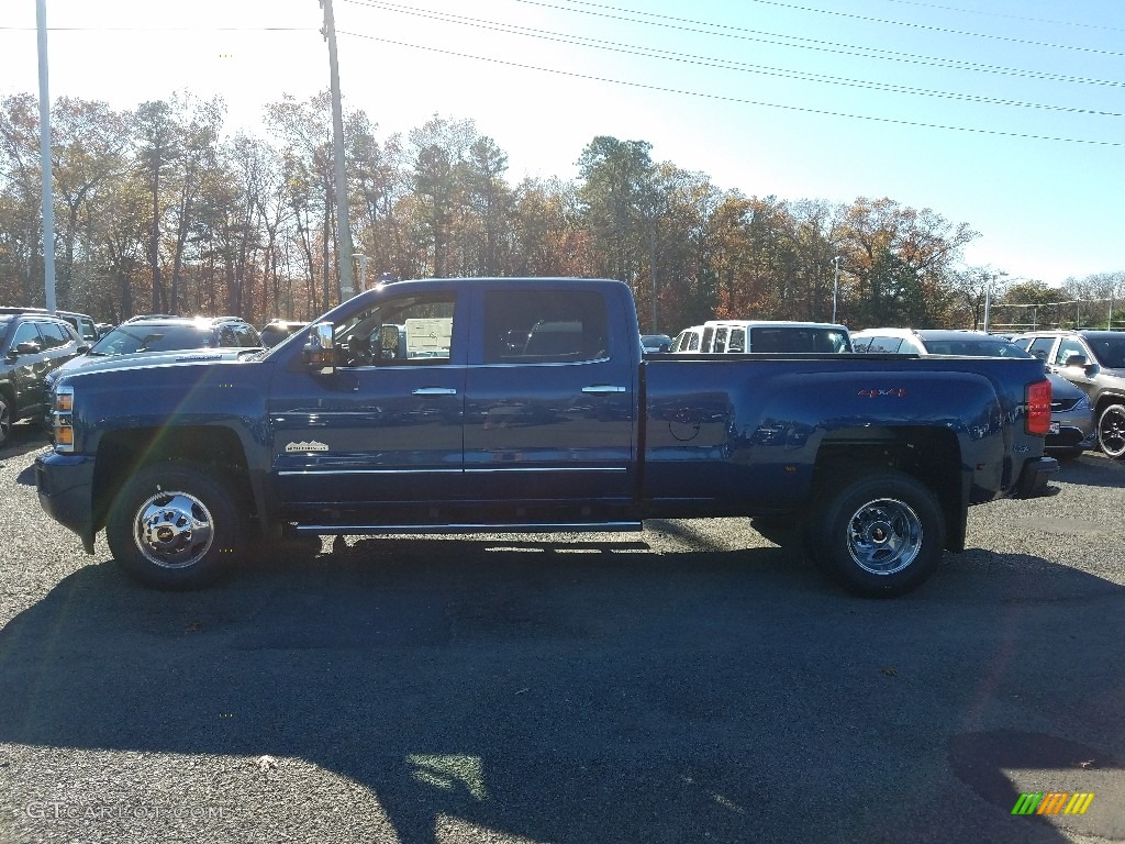 2018 Silverado 3500HD High Country Crew Cab 4x4 - Deep Ocean Blue Metallic / High Country Saddle photo #3