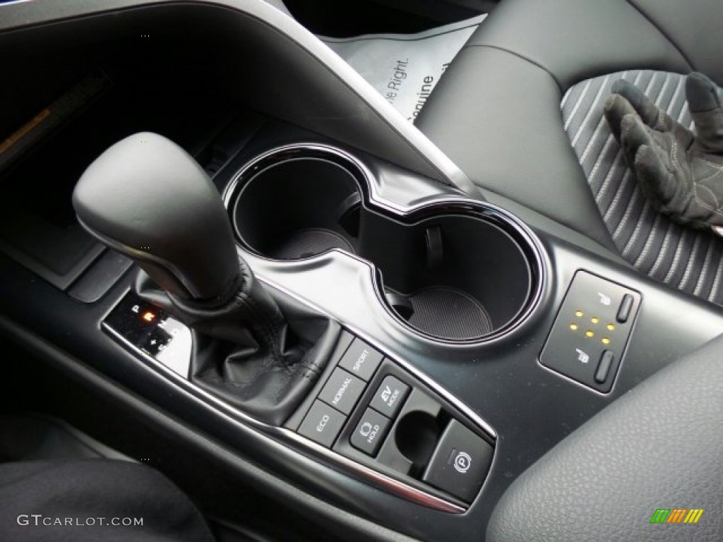 2018 Toyota Camry Hybrid SE ECVT Automatic Transmission Photo #123960384