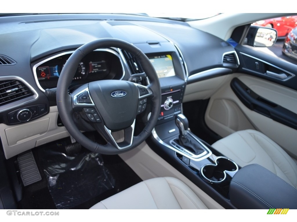 2018 Ford Edge Titanium Dashboard Photos | GTCarLot.com