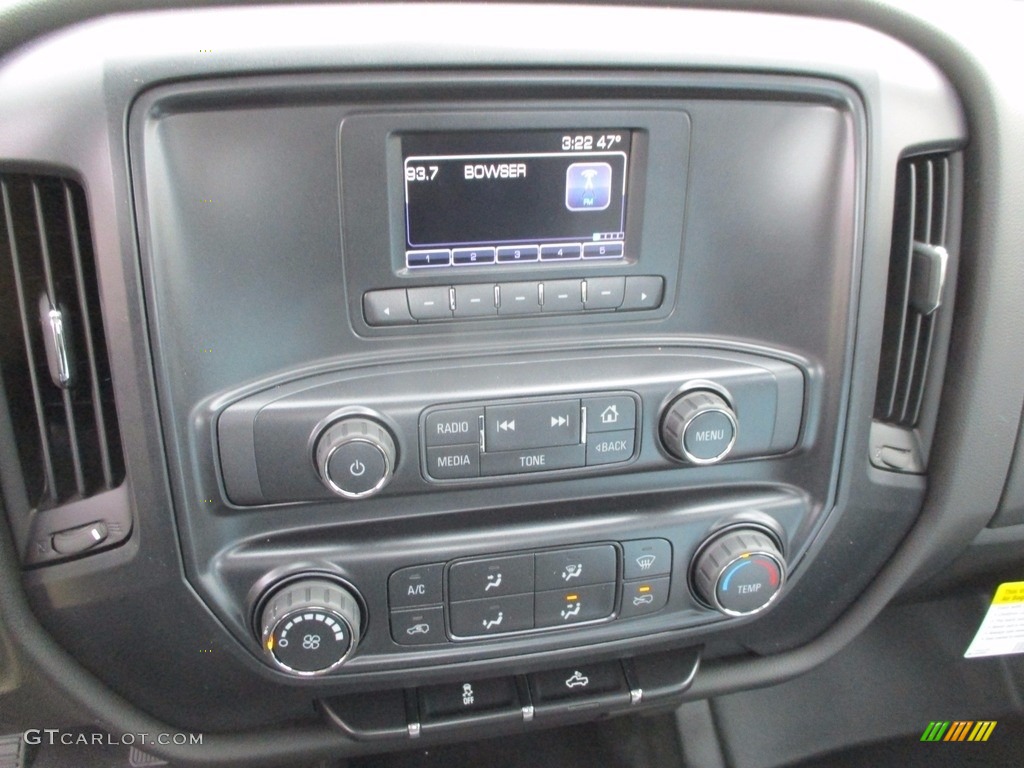 2017 Chevrolet Silverado 1500 WT Regular Cab 4x4 Controls Photo #123968544