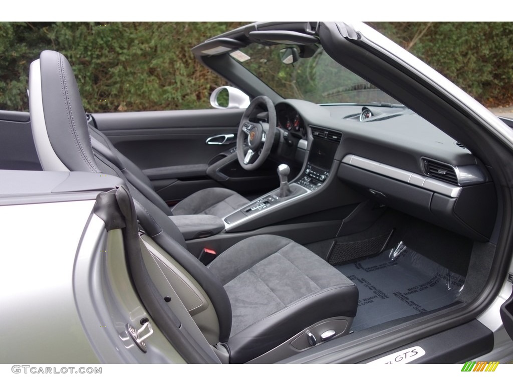 2017 Porsche 911 Carrera GTS Cabriolet Front Seat Photo #123976315