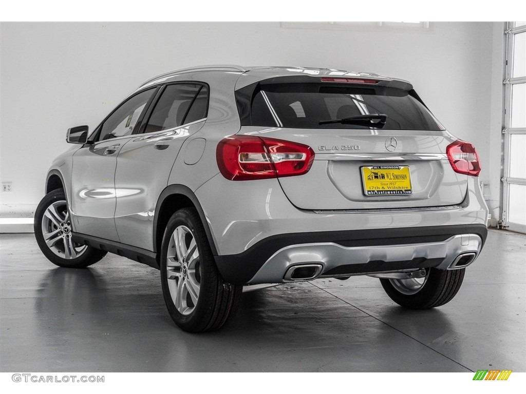 2018 GLA 250 - Polar Silver Metallic / Black photo #3