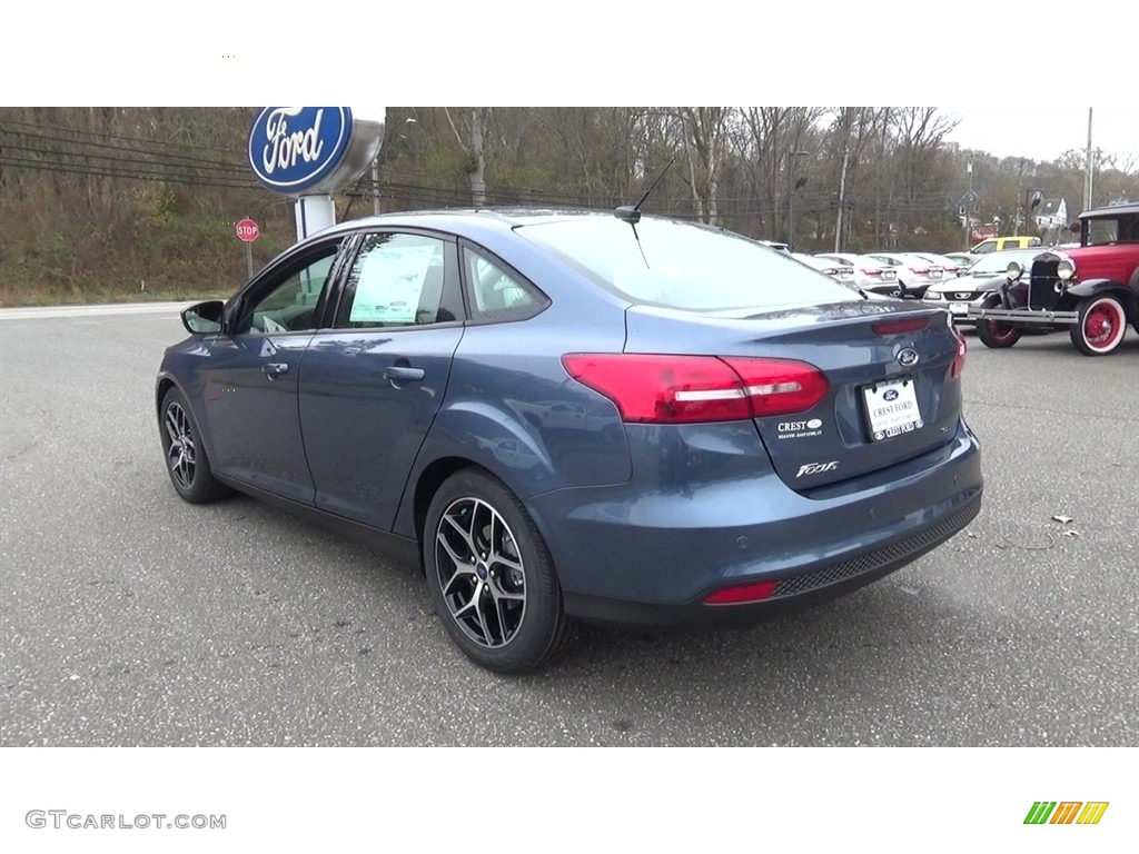 2018 Focus SEL Sedan - Blue Metallic / Charcoal Black photo #5