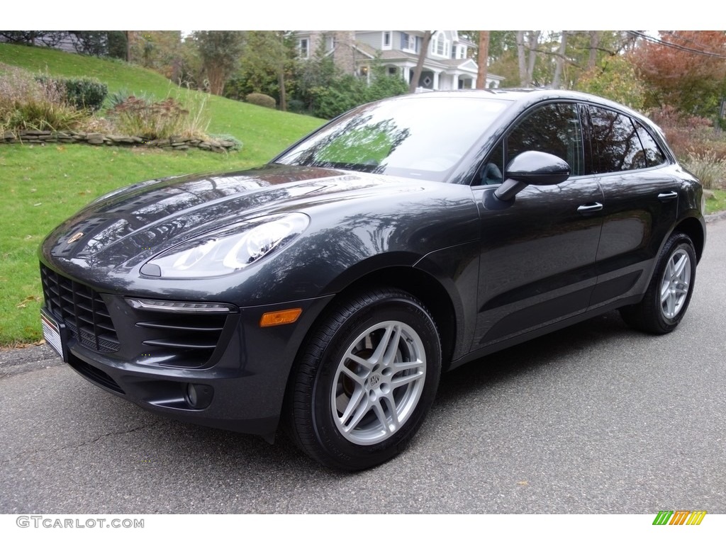 Volcano Grey Metallic 2017 Porsche Macan Standard Macan Model Exterior Photo #123978973