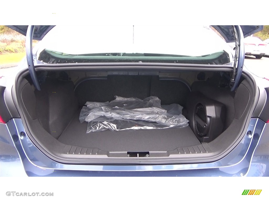 2018 Focus SEL Sedan - Blue Metallic / Charcoal Black photo #22