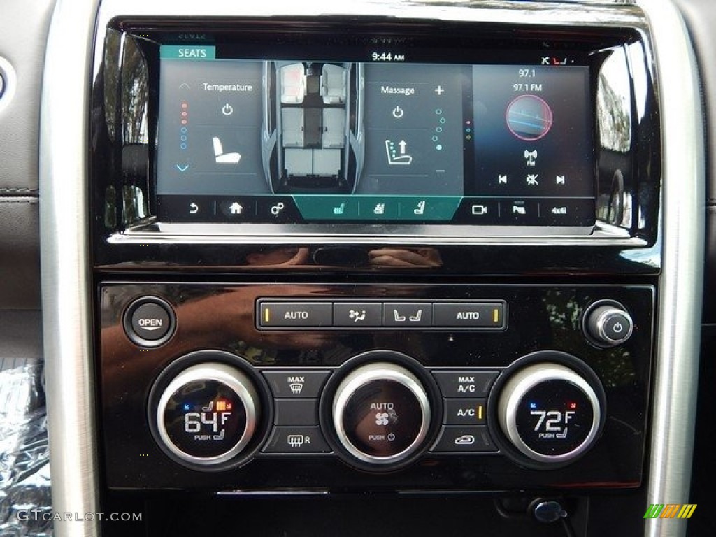 2017 Land Rover Discovery HSE Luxury Controls Photo #123986679