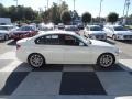 Alpine White - 3 Series 320i Sedan Photo No. 3
