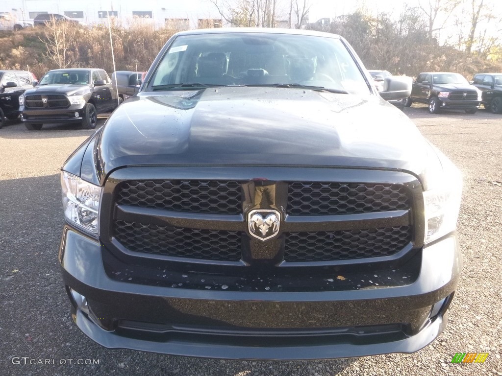 2018 1500 Express Quad Cab 4x4 - Brilliant Black Crystal Pearl / Black/Diesel Gray photo #6
