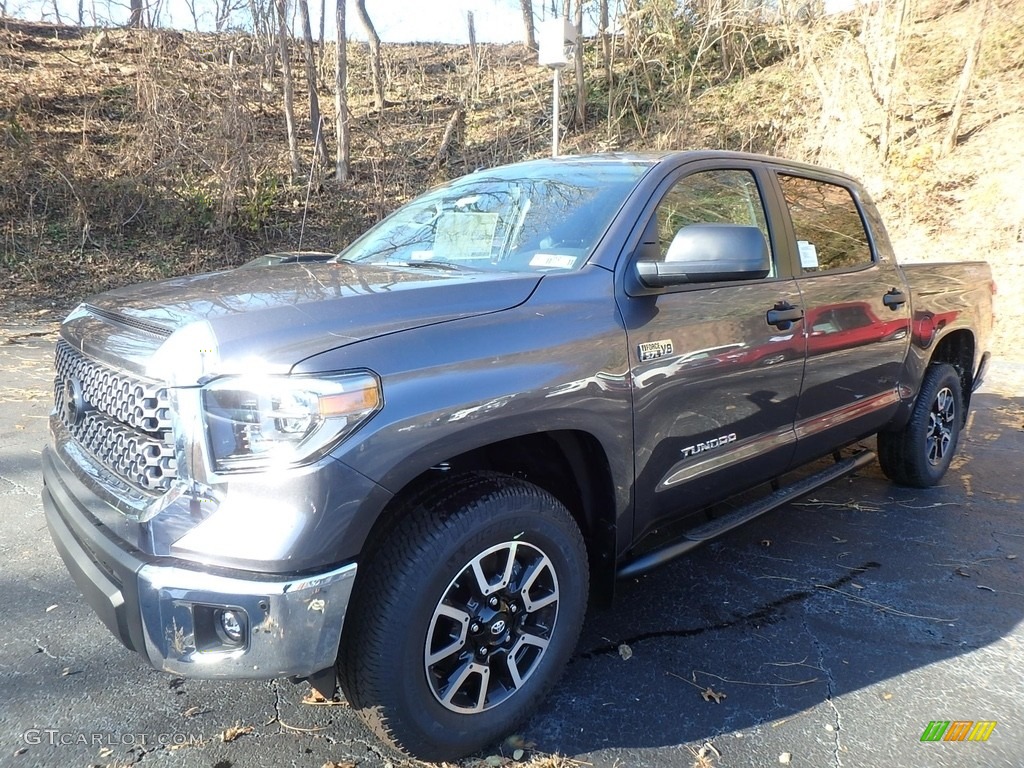 2018 Tundra SR5 CrewMax 4x4 - Magnetic Gray Metallic / Black photo #4