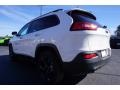 Bright White - Cherokee Latitude Photo No. 5