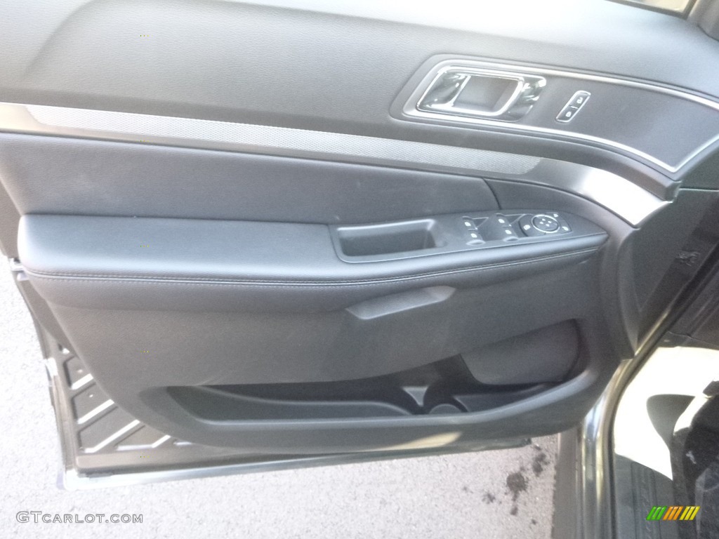 2018 Explorer XLT 4WD - Magnetic Metallic / Ebony Black photo #12