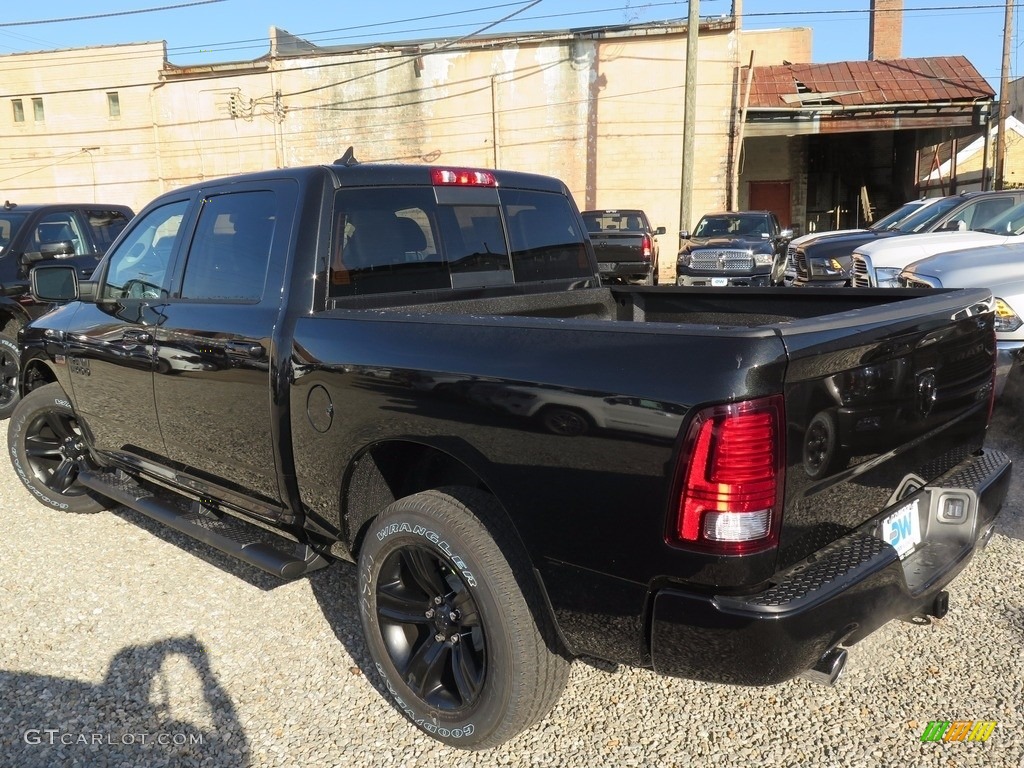 2018 1500 Night Crew Cab 4x4 - Brilliant Black Crystal Pearl / Black photo #5