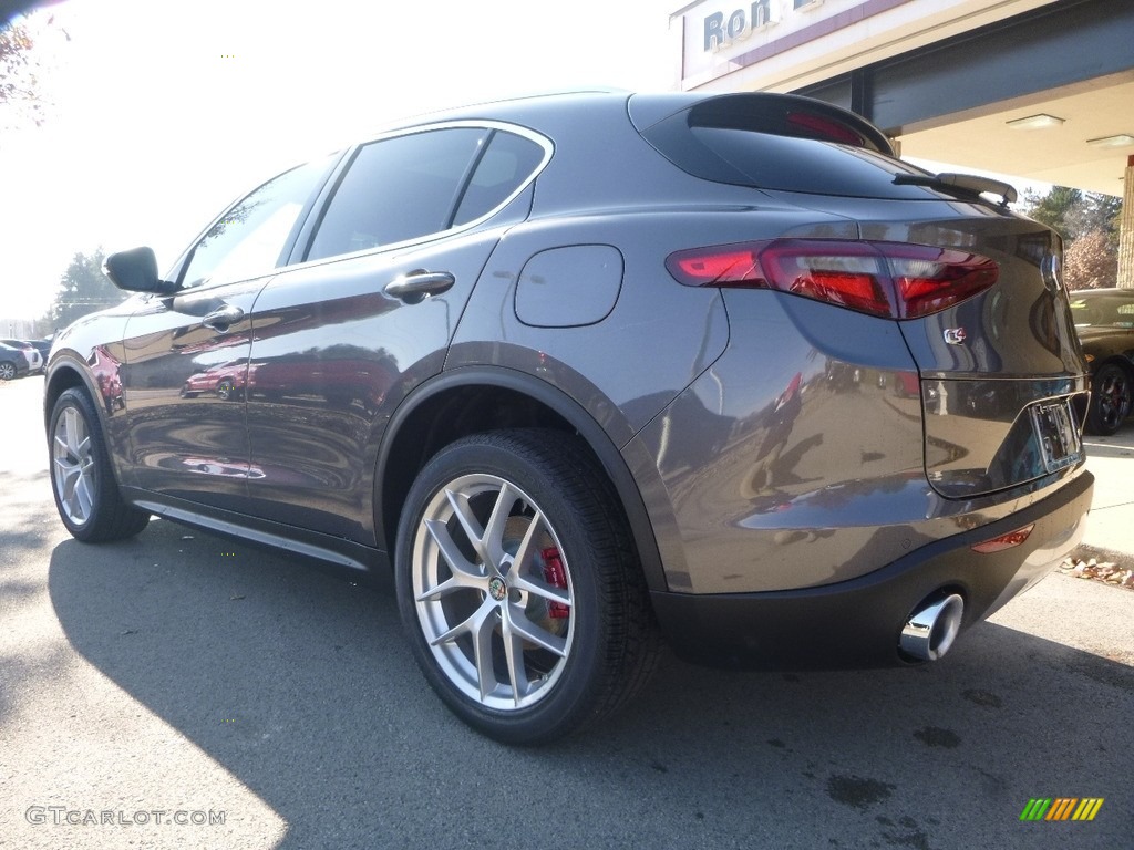 2018 Stelvio Ti AWD - Vesuvio Gray Metallic / Black/Black photo #5