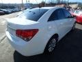 Summit White - Cruze LS Photo No. 4