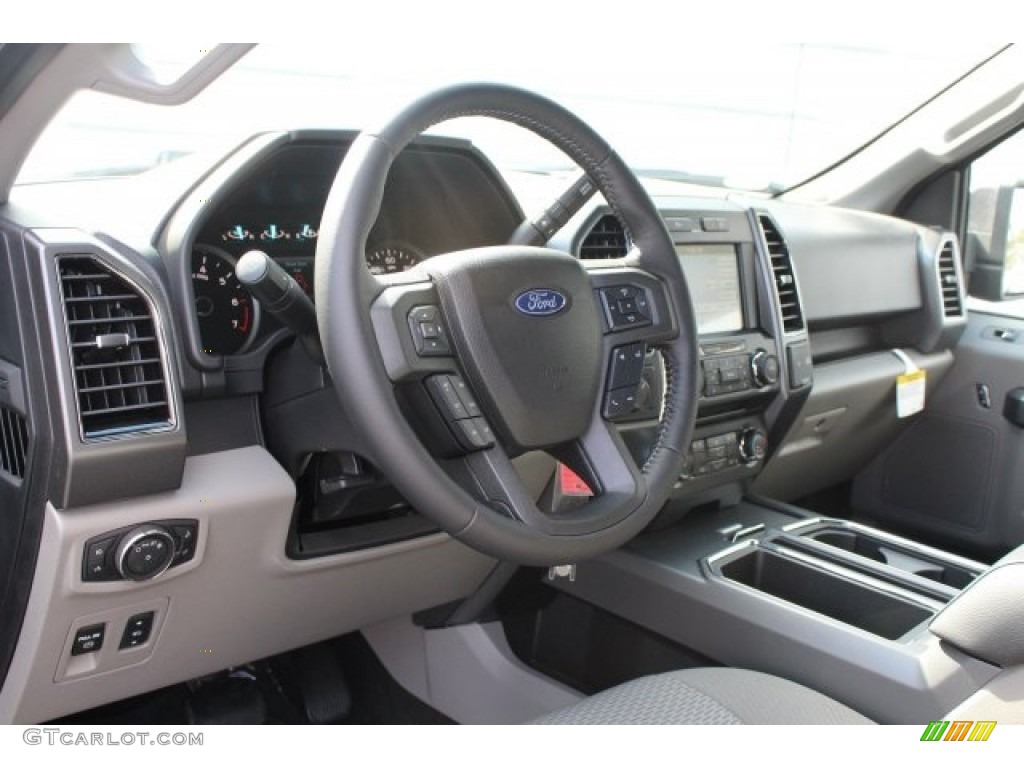 2018 F150 XLT SuperCrew 4x4 - Shadow Black / Earth Gray photo #11