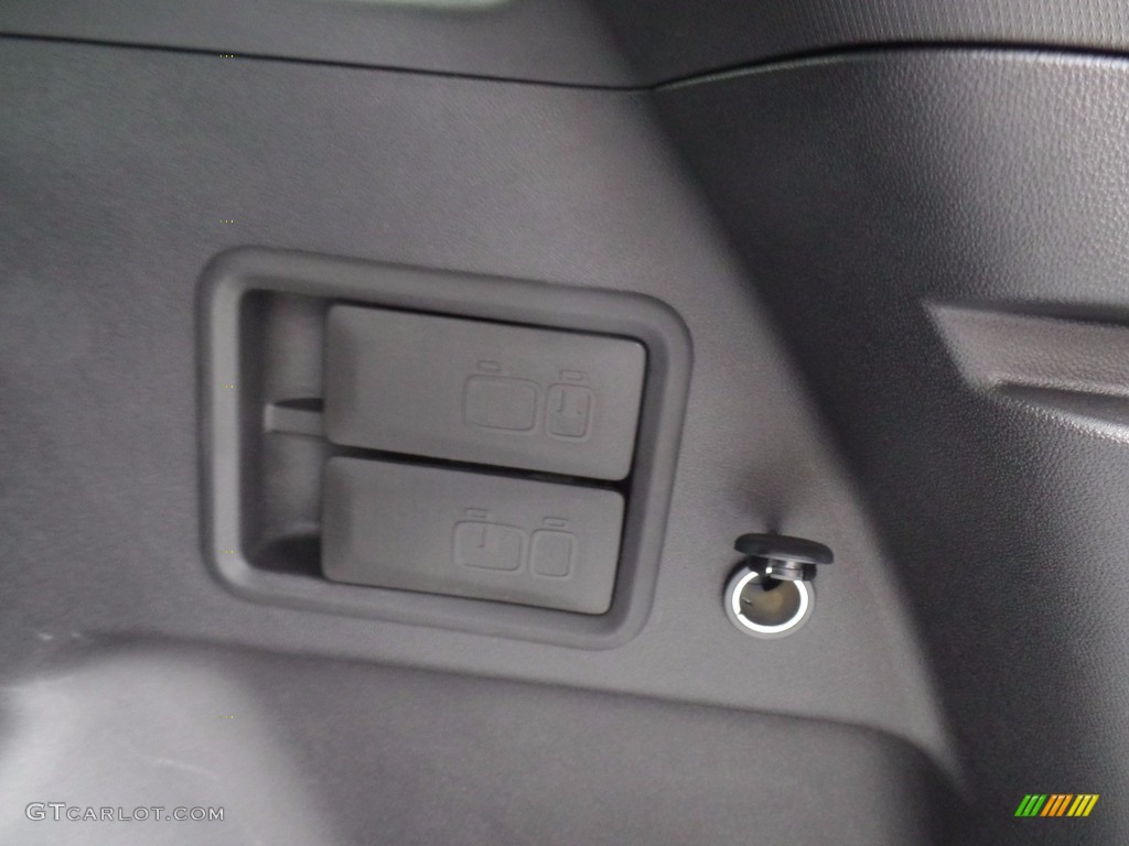 2018 Equinox LT AWD - Pepperdust Metallic / Jet Black photo #45