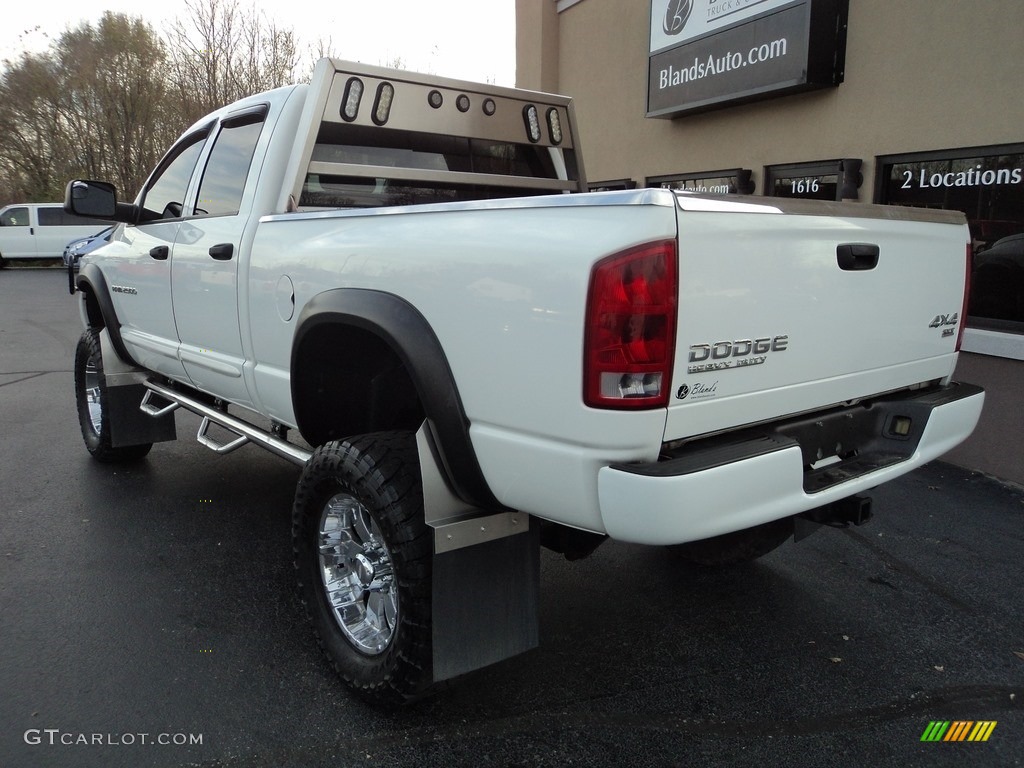 2004 Ram 2500 SLT Quad Cab 4x4 - Bright White / Taupe photo #3