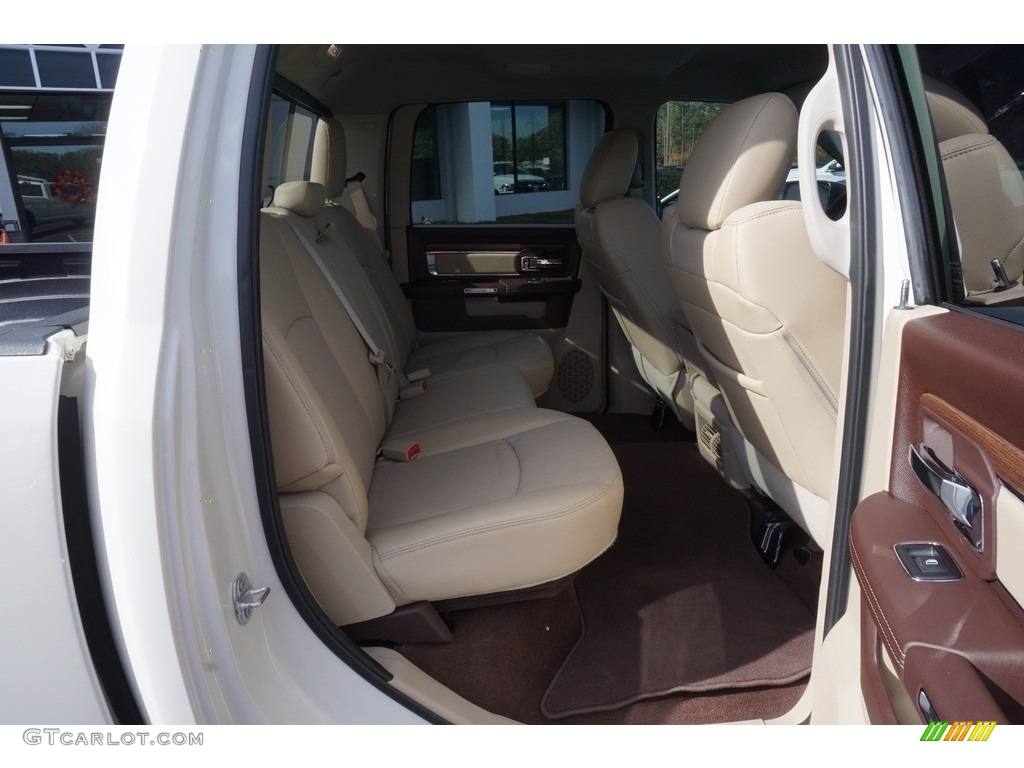 2017 1500 Laramie Crew Cab 4x4 - Pearl White / Canyon Brown/Light Frost Beige photo #17